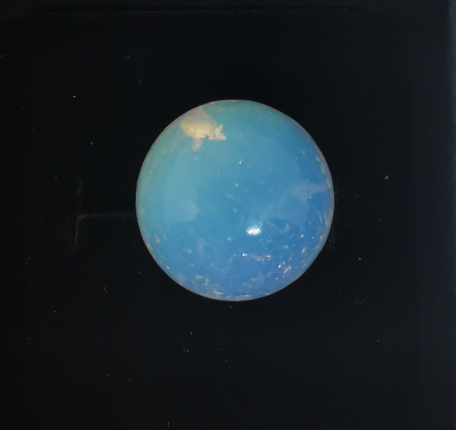 weißer synth. Opal weißer synth. Opal 1,6 cm Durchmesser